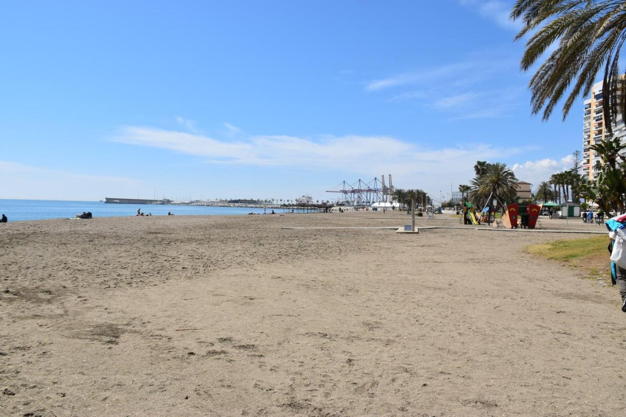 Apartment Port And Beach -Parking- Málaga Eksteriør billede